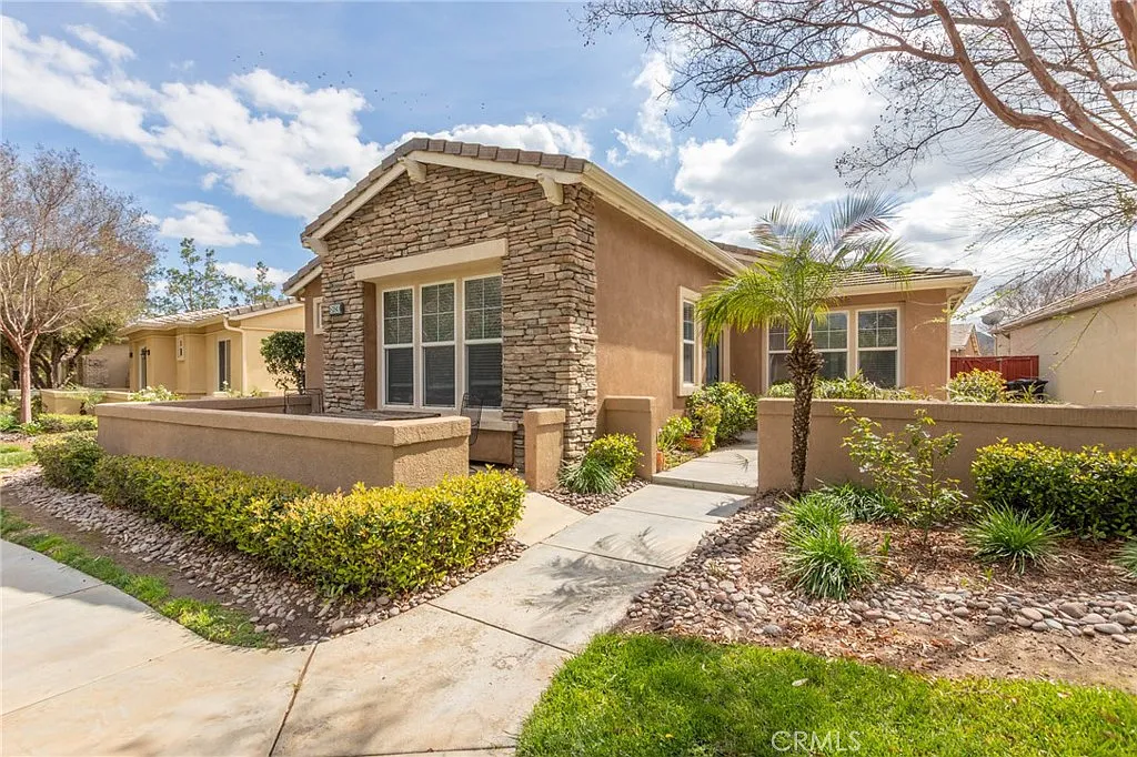 8180 Pavin, Hemet
